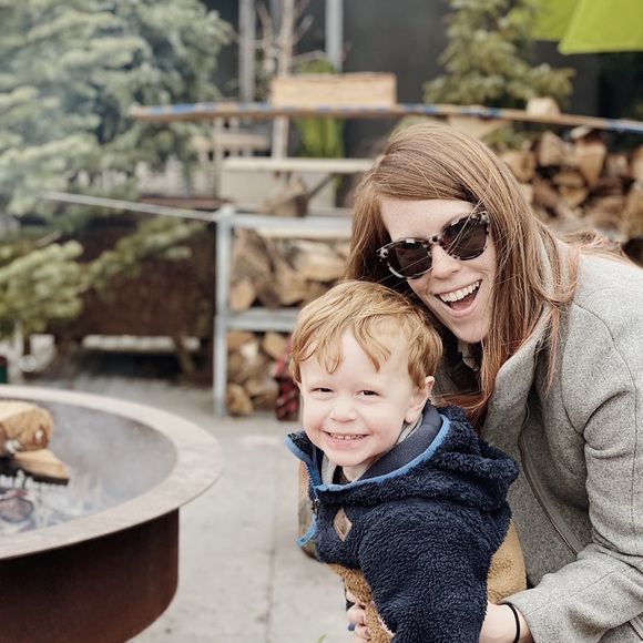 Meet your Posher, Gina - Picture 2 of 2